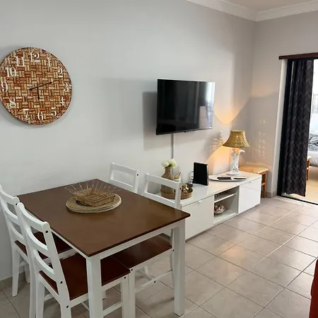 Rochinha Dos Castelos Lt5 * Portimão